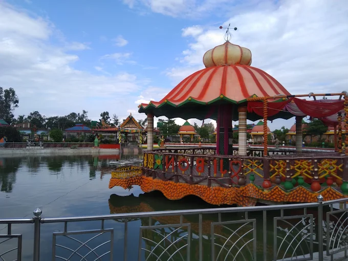 Lakeside Pavilion Deck